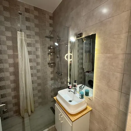 Apartment 公寓